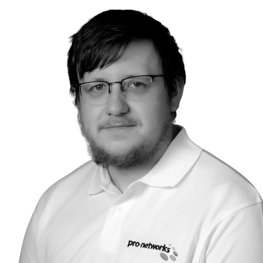 Maks Sykala - Pro-Networks IT Support Engineer